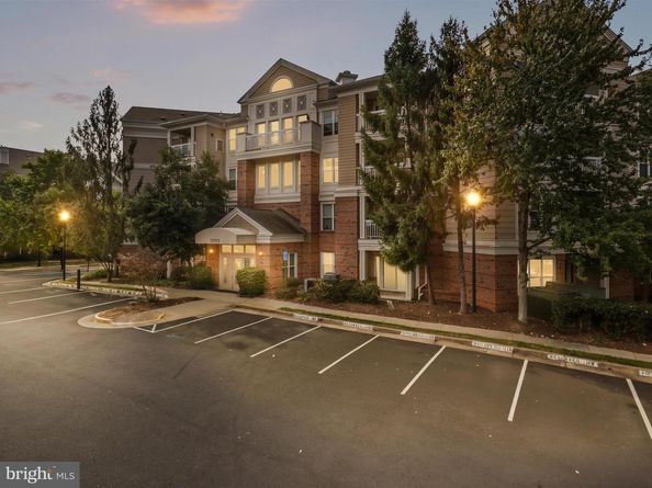12913 Alton Square 219, Herndon VA 20170
