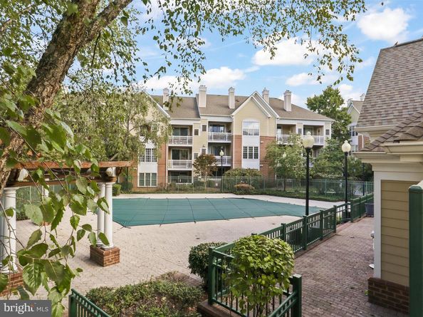 12913 Alton Square 219, Herndon VA 20170