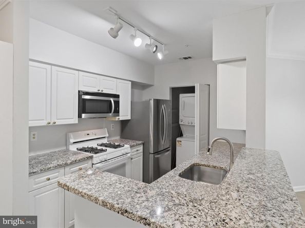 12913 Alton Square 219, Herndon VA 20170