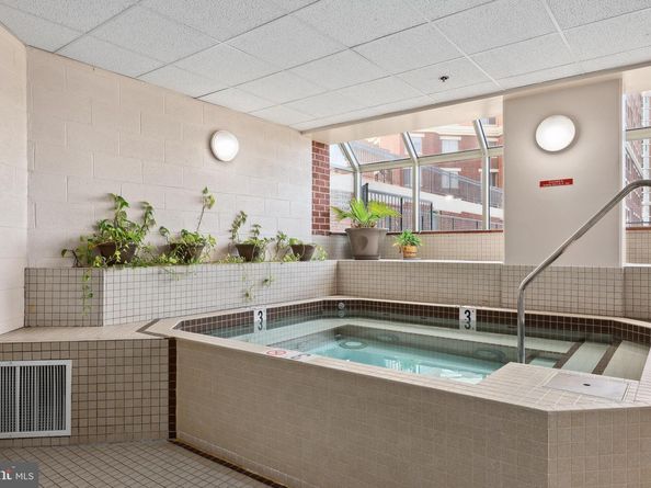 2121 Jamieson Avenue 609, Alexandria VA 22314