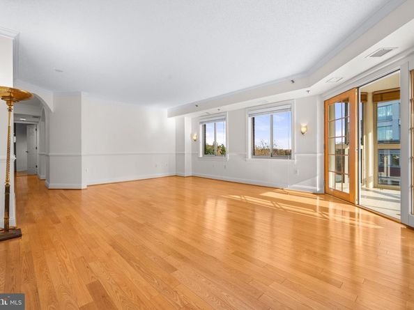 2121 Jamieson Avenue 609, Alexandria VA 22314