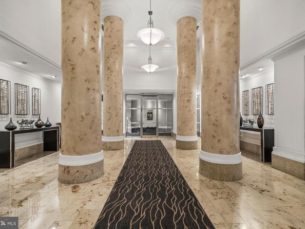 2121 Jamieson Avenue 609, Alexandria VA 22314