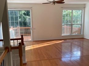 47692 Sandbank Square, Sterling VA 20165