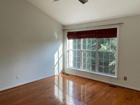 47692 Sandbank Square, Sterling VA 20165