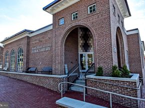 7328 Lee Highway 102, Falls Church VA 22046