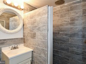7328 Lee Highway 102, Falls Church VA 22046