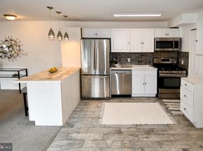 7328 Lee Highway 102, Falls Church VA 22046