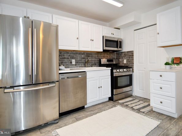 7328 Lee Highway 102, Falls Church VA 22046