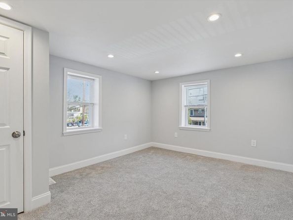 636 Ridge Pike, Lafayette Hill PA 19444