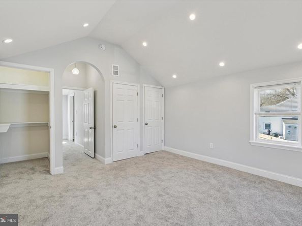 636 Ridge Pike, Lafayette Hill PA 19444