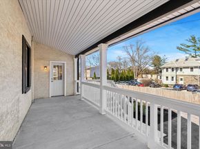 636 Ridge Pike, Lafayette Hill PA 19444