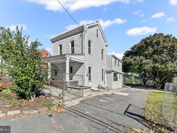 85 Price Street