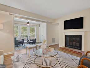 7772 Willow Point Drive 7772, Falls Church VA 22042