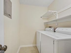 7772 Willow Point Drive 7772, Falls Church VA 22042