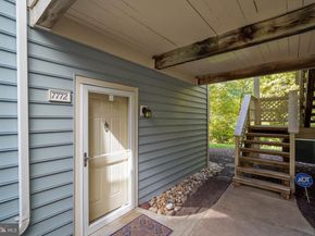 7772 Willow Point Drive 7772, Falls Church VA 22042
