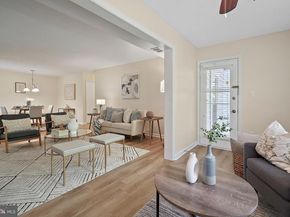 7772 Willow Point Drive 7772, Falls Church VA 22042