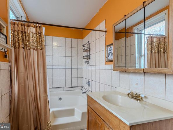 3411 Richmond Street, Philadelphia PA 19134
