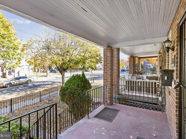 1633 R Street SE, Washington DC 20020