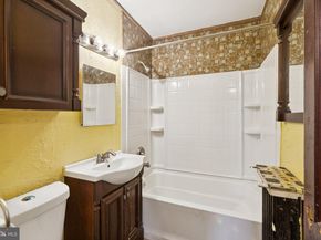 1633 R Street SE, Washington DC 20020