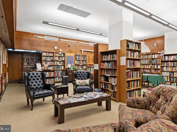 4000 Cathedral Avenue NW 6B, Washington DC 20016