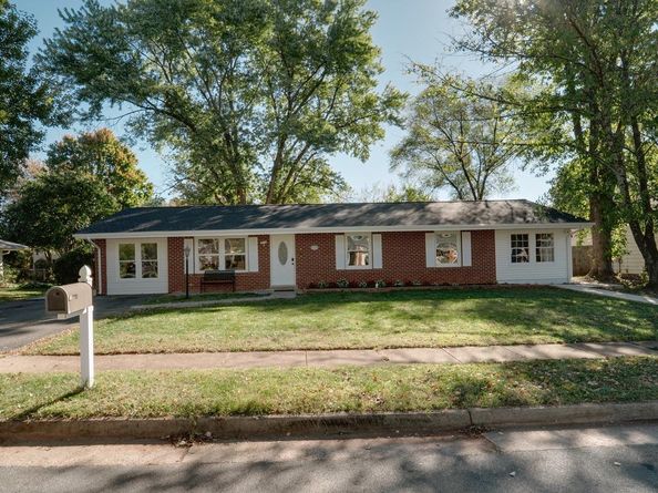 312 E Gordon Street, Sterling VA 20164