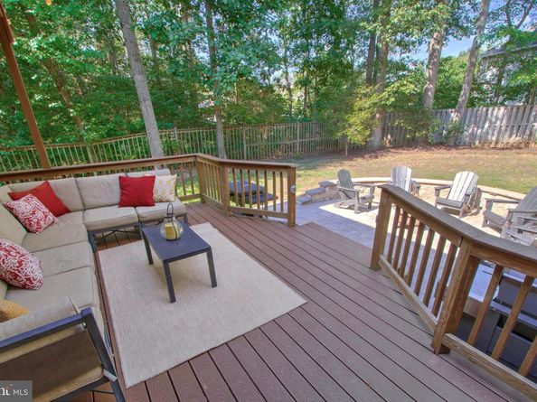 126 Lake Drive, Sterling VA 20164