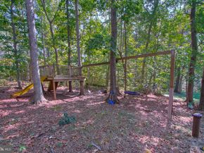 126 Lake Drive, Sterling VA 20164