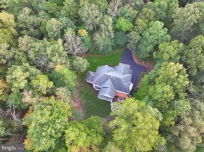 126 Lake Drive, Sterling VA 20164