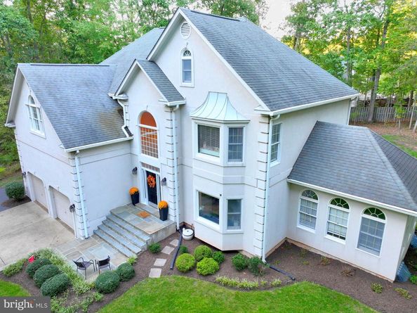 126 Lake Drive, Sterling VA 20164