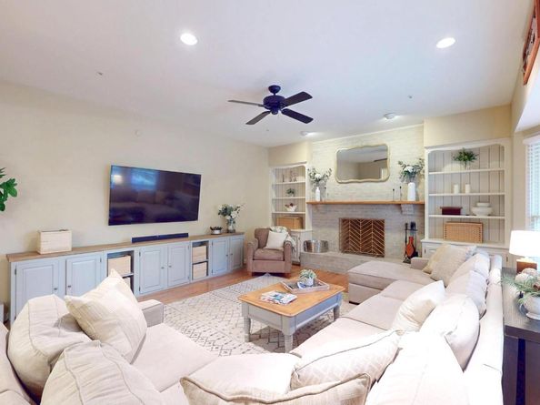 126 Lake Drive, Sterling VA 20164