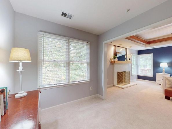 126 Lake Drive, Sterling VA 20164