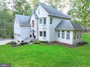 126 Lake Drive, Sterling VA 20164