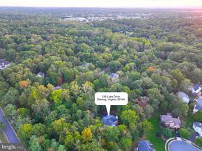 126 Lake Drive, Sterling VA 20164