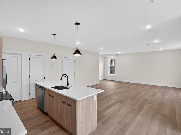 100 E Herman Street UNIT 4, Philadelphia PA 19144