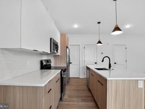 100 E Herman Street UNIT 4, Philadelphia PA 19144
