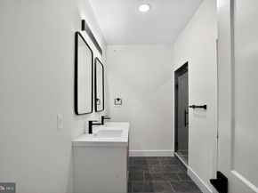 100 E Herman Street UNIT 4, Philadelphia PA 19144