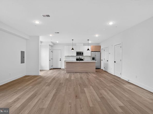 100 E Herman Street UNIT 4, Philadelphia PA 19144