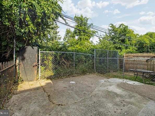 1539 Dyre Street, Philadelphia PA 19124