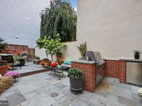 302 S 2nd Street, Philadelphia PA 19106