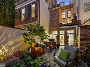 302 S 2nd Street, Philadelphia PA 19106