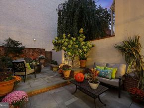 302 S 2nd Street, Philadelphia PA 19106