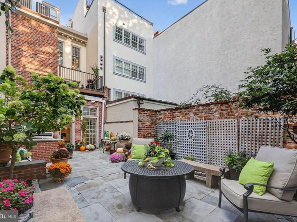 302 S 2nd Street, Philadelphia PA 19106