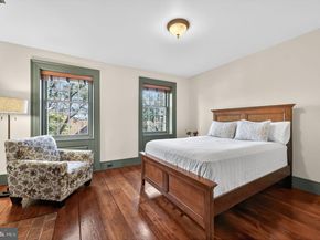 302 S 2nd Street, Philadelphia PA 19106