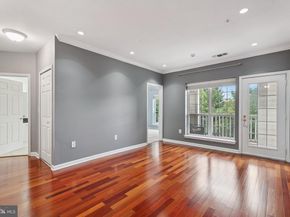 4551 Strutfield Lane 4113, Alexandria VA 22311
