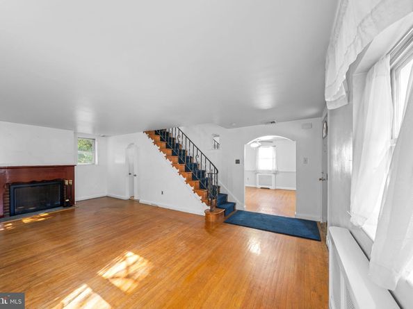 126 1st Avenue, Broomall PA 19008