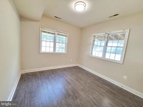 7122 Oak Ridge Road, Falls Church VA 22042
