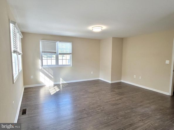 7122 Oak Ridge Road, Falls Church VA 22042