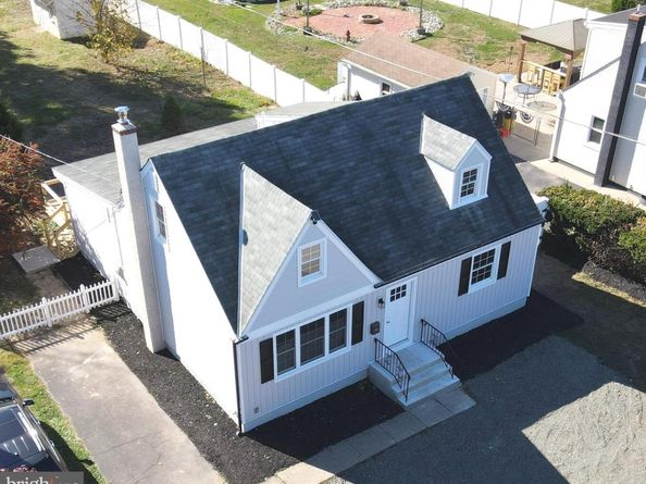 2900 E County Line Road, Hatboro PA 19040