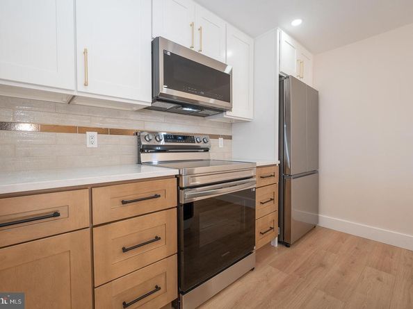 2900 E County Line Road, Hatboro PA 19040