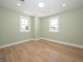 2900 E County Line Road, Hatboro PA 19040